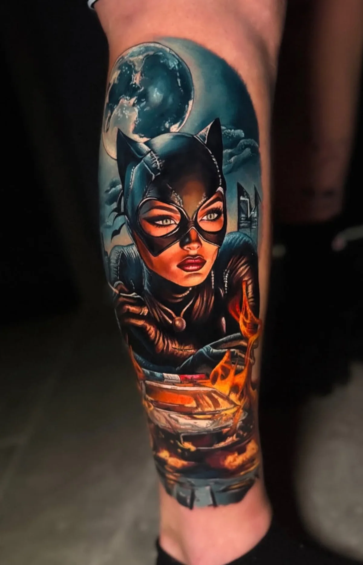 Farebný realizmus Catwoman tetovanie